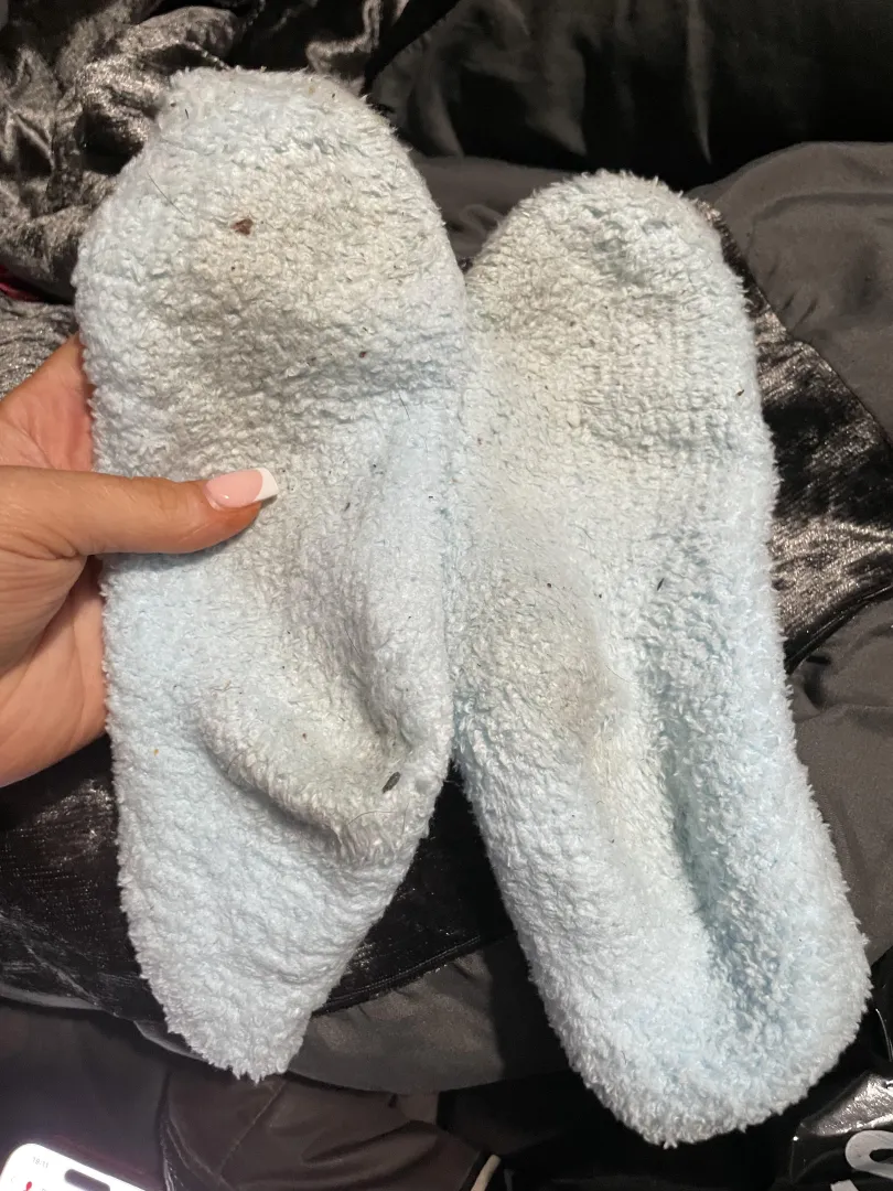 I wore these fluffy socks to the gym.. wow 