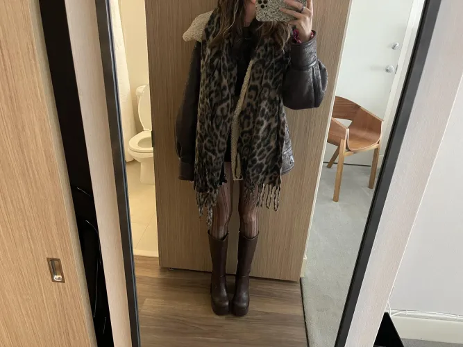 Life gets soo much easier when you shut your trashy wife out and spiral hopelessly for young and hot goddesses 