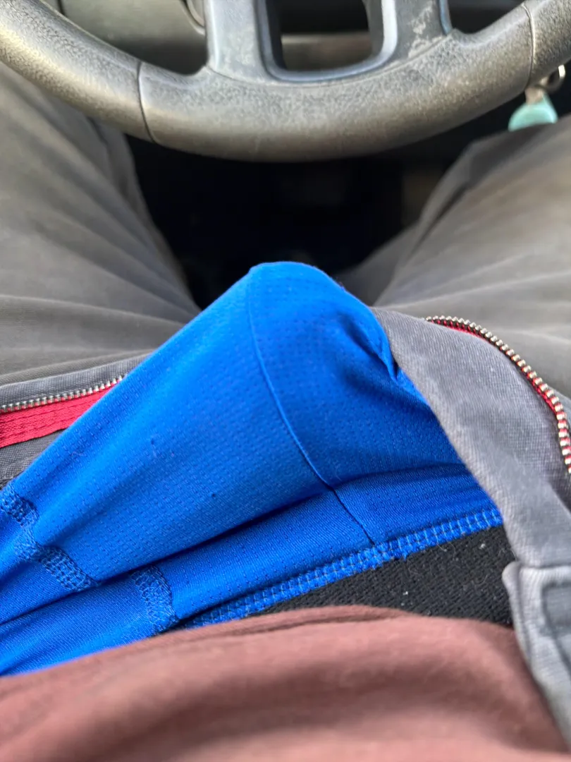 M 20 looking for fun in Burton