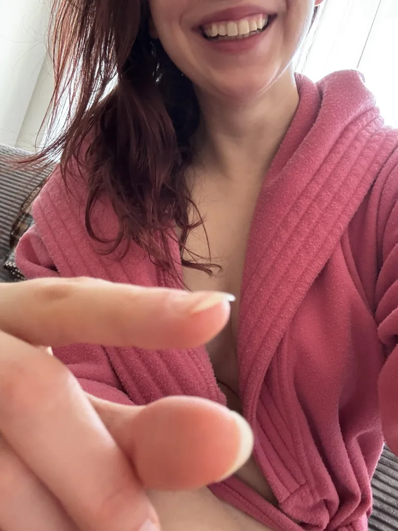 Ohhh im pinching that little wiggly dicky