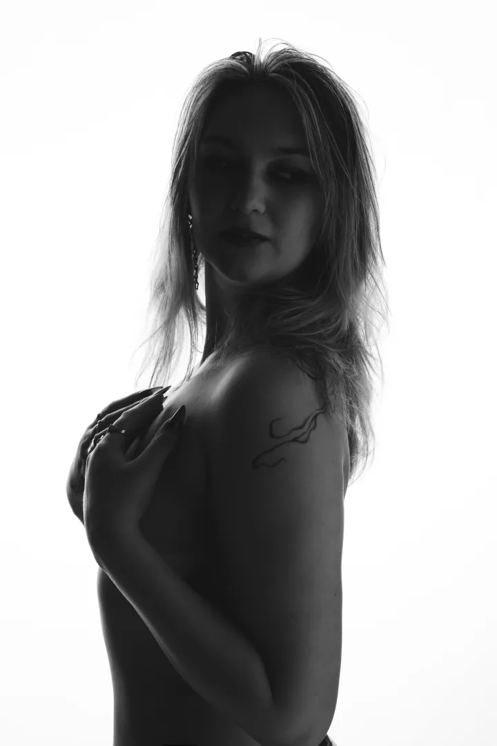 Upvote hvis du vil ødelægge mig midtover og se mine patter hoppe