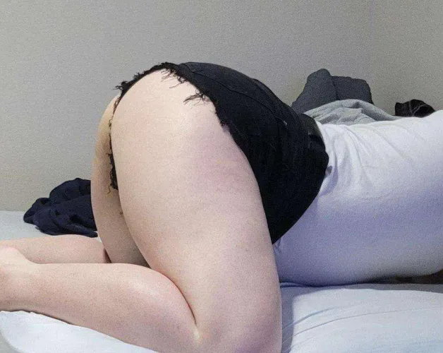 21 [M4M] Friday night fun, smooth bottom looking for a great time