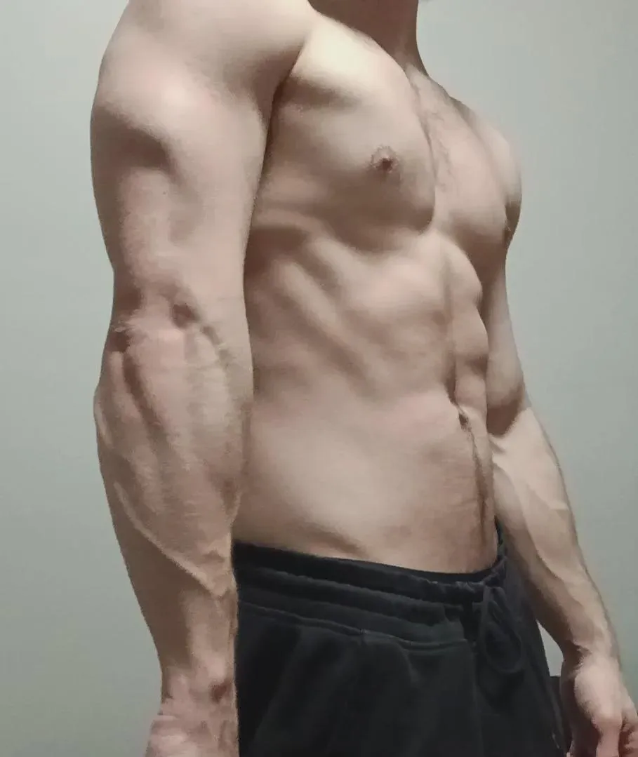 [24] like my physique? 