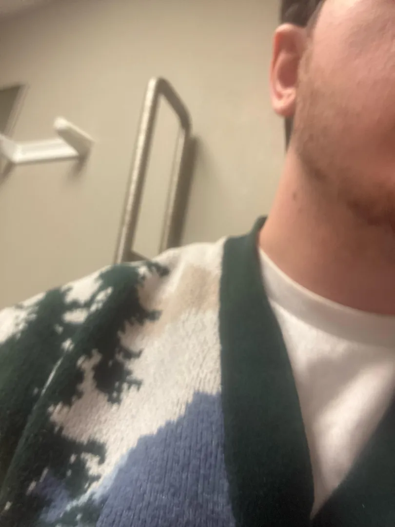 26 M4F East Hartford