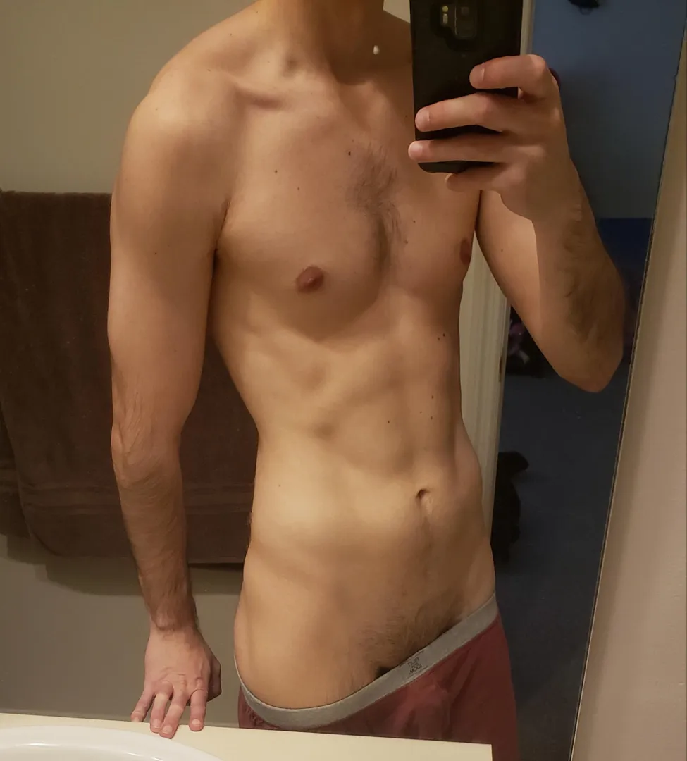 32 [M4MF or M4F] SW Ohio looking for a fun couple or woman to play with this weekend ;)