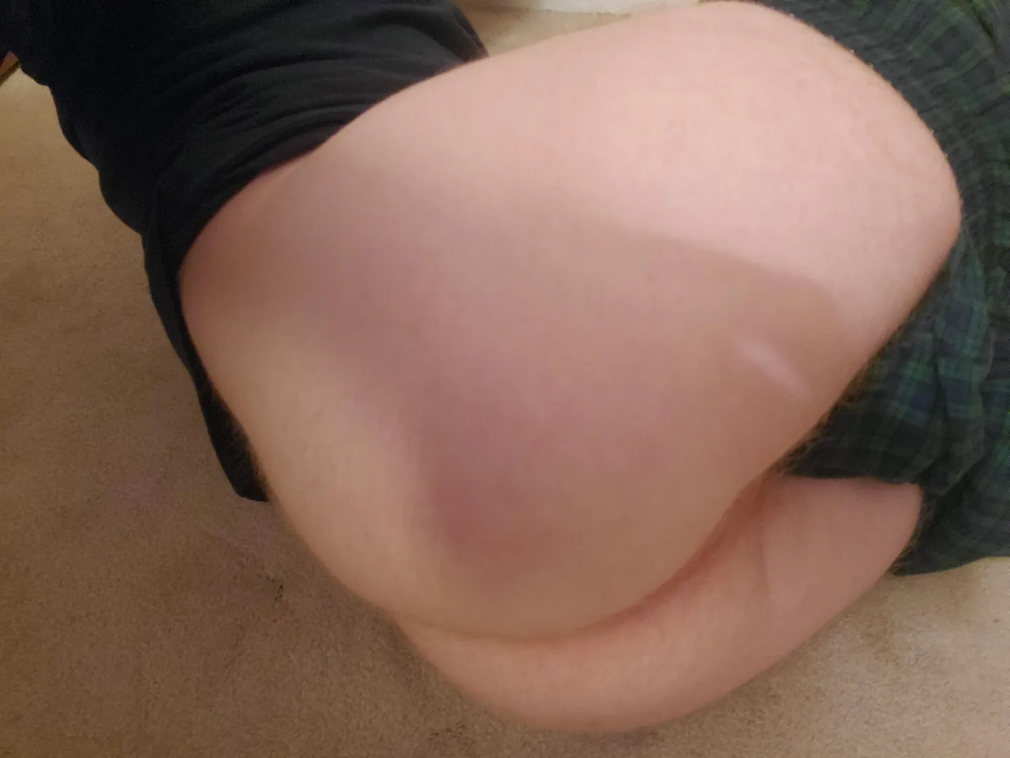 34m Sub Ginger Bottom looking to be a house boy for a Dom Daddy