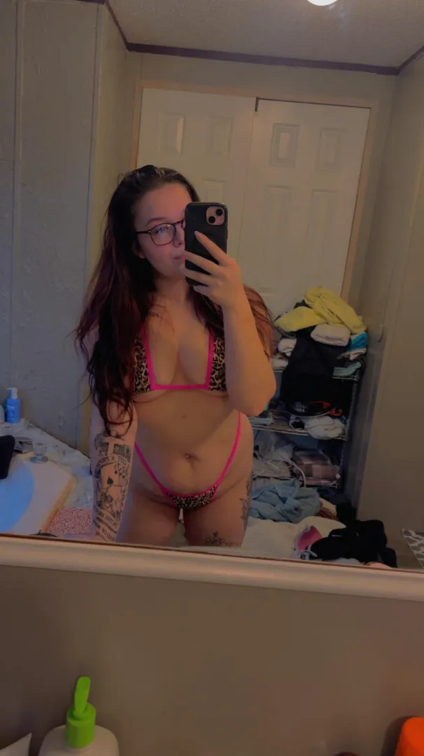 Can someone bend me over the counter 