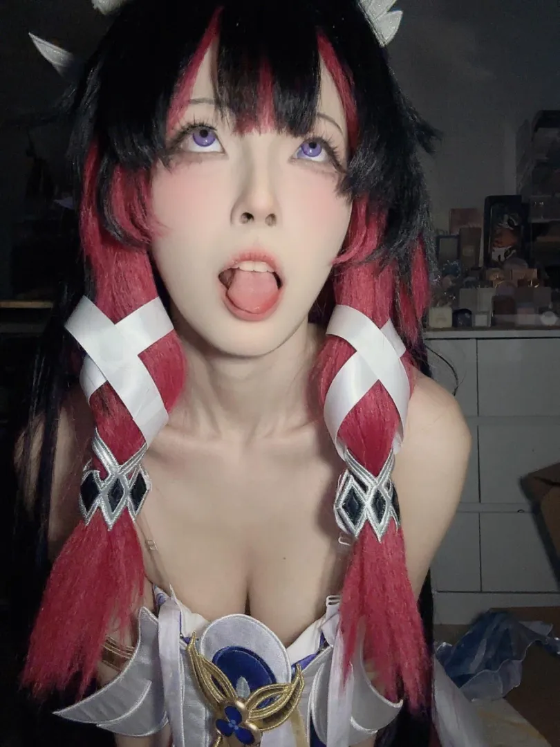 Can you make me pull this face?