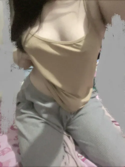 curious what’s underneath? :3