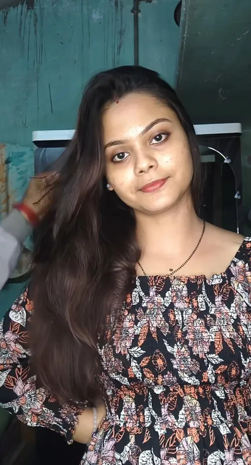 Does anyone have any idea of she does anything on video call? She asked me 500 and said it's not normal video call.