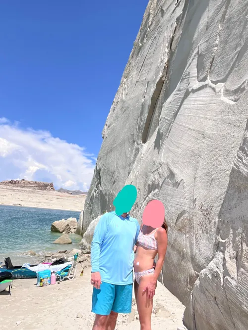 [fm4fm] Kissimmee area. No single males. Looking to see what everyone is doing tonight? Thinking about secrets hideaway tonight.