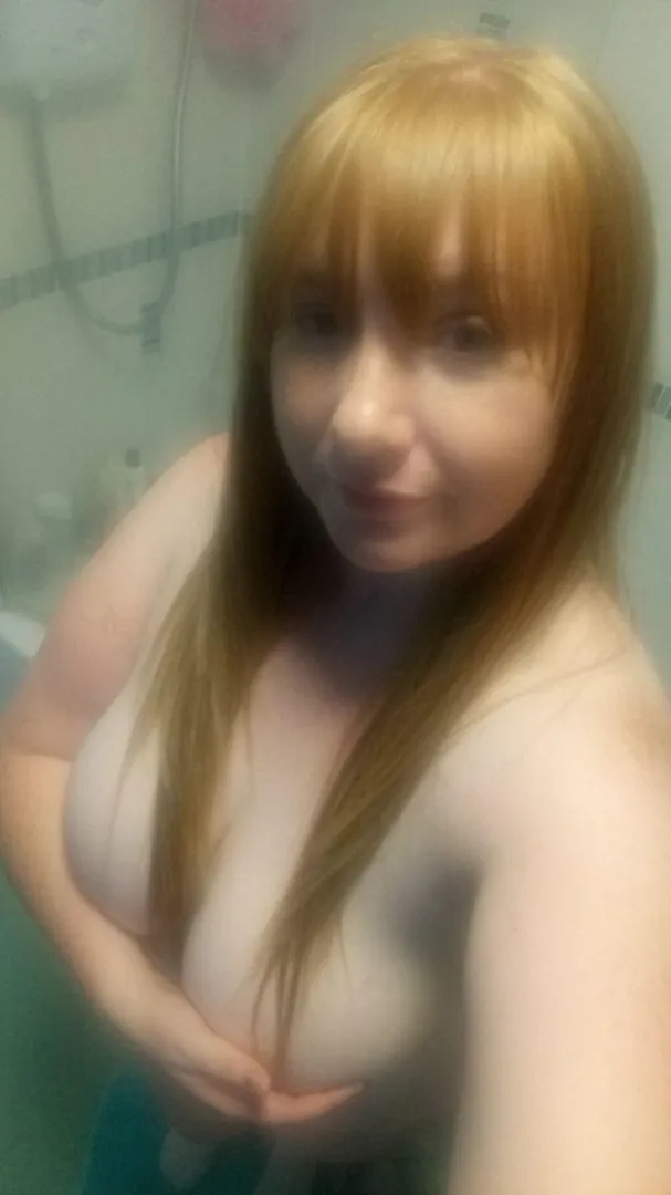 Ginger girlfriend naked