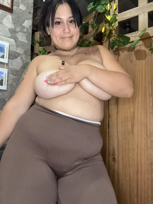 I don't know why I always attract married men... I think I'll always be a homewrecker