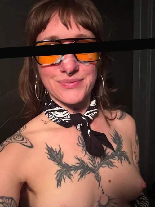 i still had my sunglasses on and i don't hate the result :3