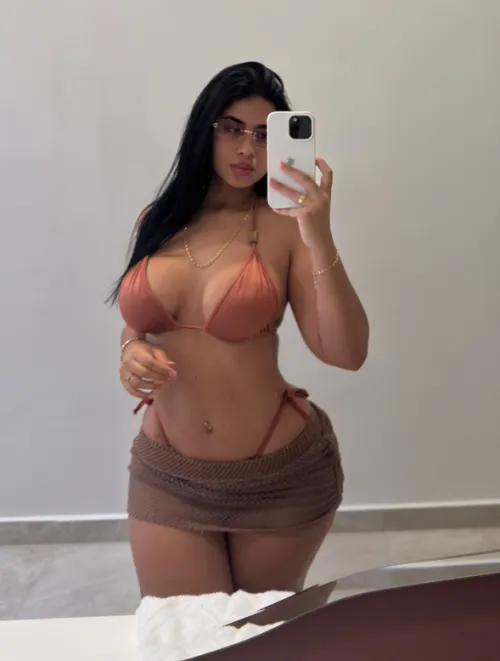 Is this thick and curvy enough for you Papi