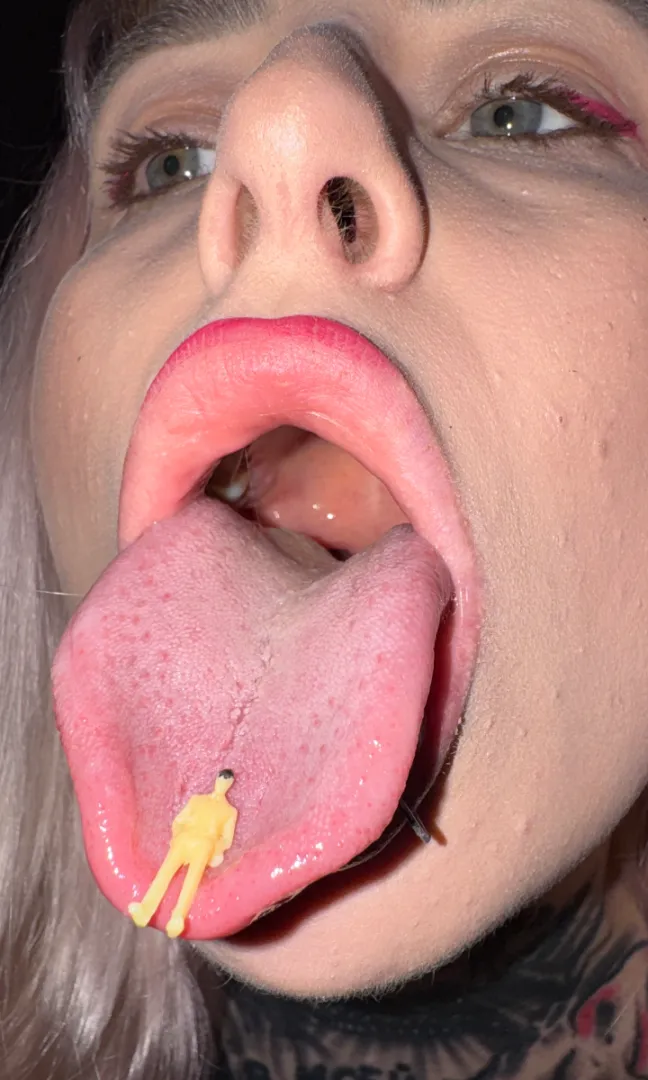 My favorite flavor is you {f}