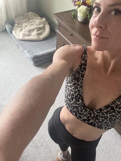 Shakeout run today before 35 mile long run tomorrow 