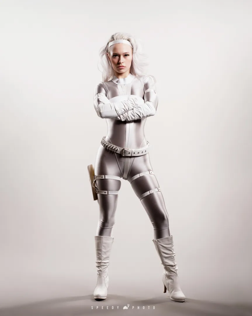 Silver Sable by Chere