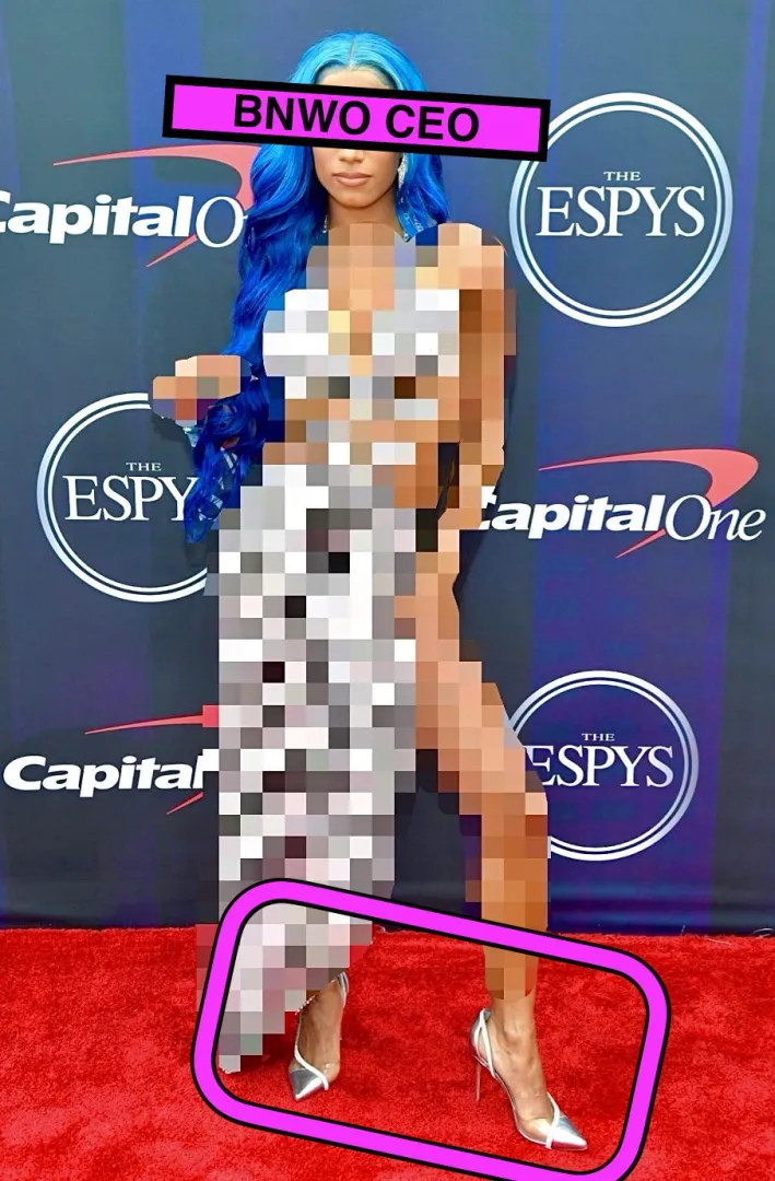 Whether she’s Mercedes Mone or Sasha Banks, she’s still The Boss of beta bitch bois and The CEO of the BNWO. She loves luring losers in with her slim fit body just to leash them and make them watch her with a hung black stud. Approach at your own ris