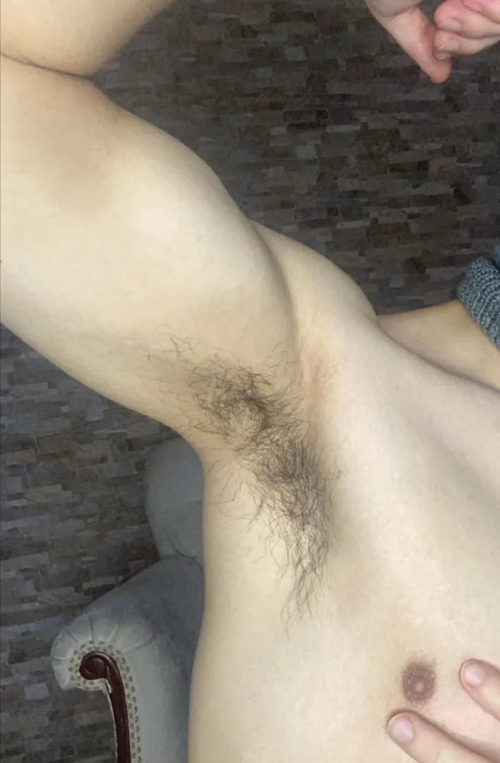 [19] yes u can lick em