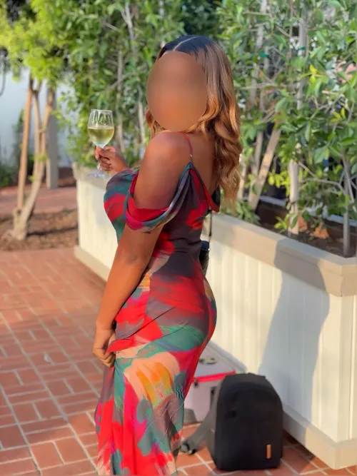 30 [F4FM] Seeking kinky couple or experienced bull partner