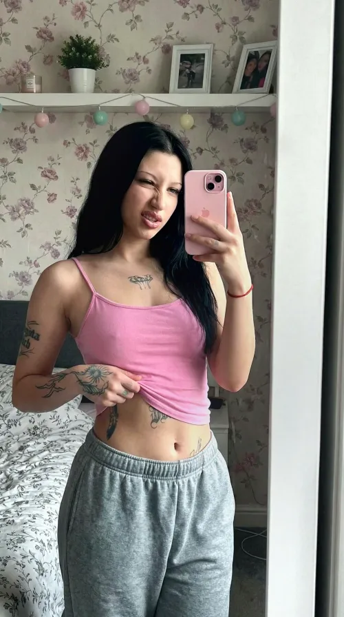 Bull for hotwife (18f)