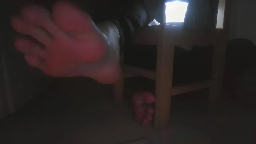 Dm for 13 size feet customs