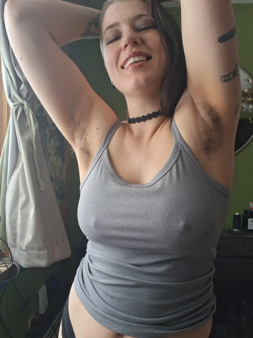 Hairy pits and pokies