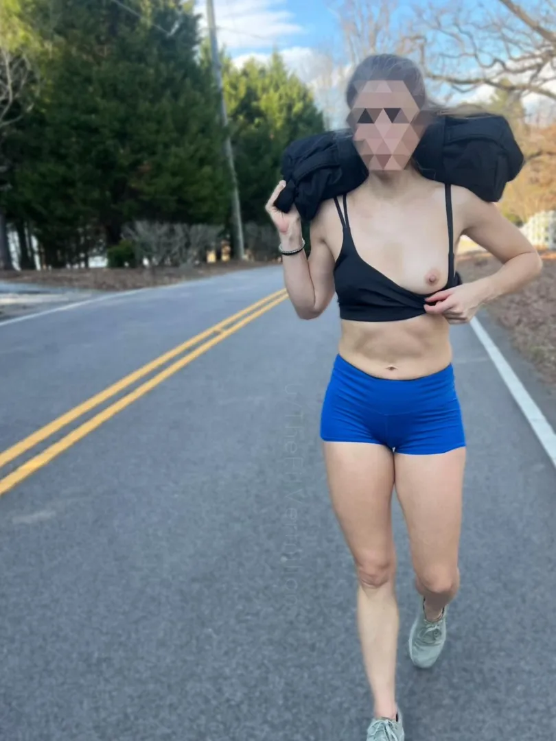 Midweek sandbag lunge flash [f]