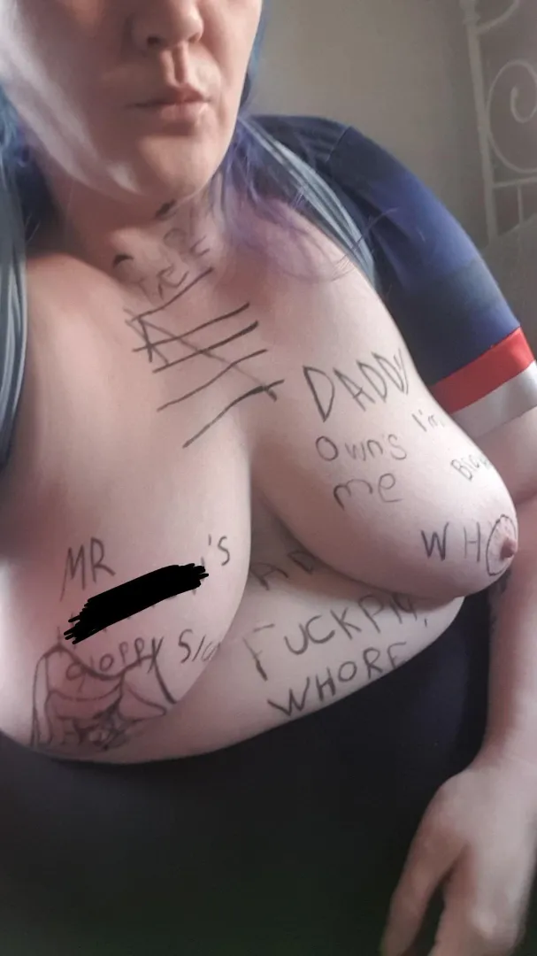 My little whore likes this subreddit, so I thought I'd let her find herself on here. Hi fuckpig