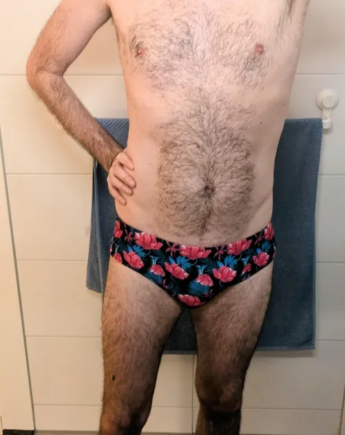 Tropical flowers to welcome in the spring