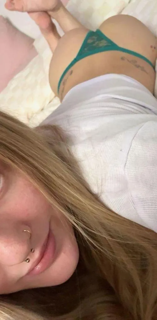 unusual color but i can still rock it