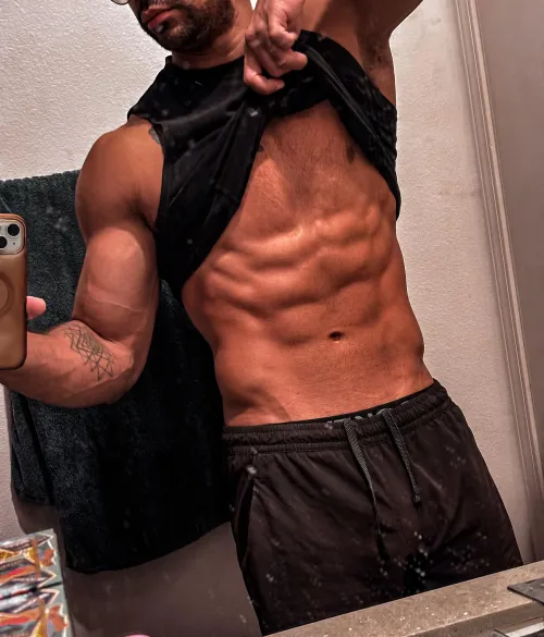 Working on my lower abs :(