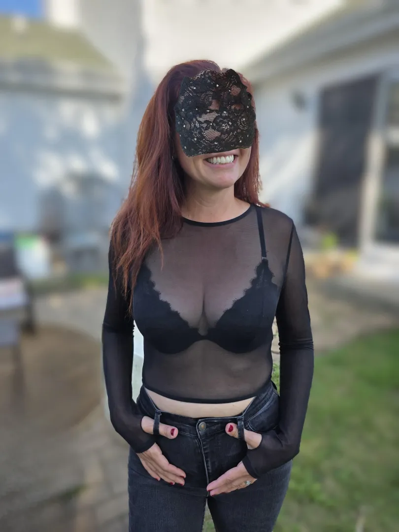 Would you fuck my hot ass wife??