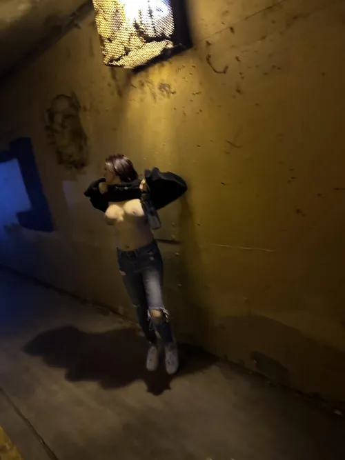 Would you let mommy blow you in a tunnel