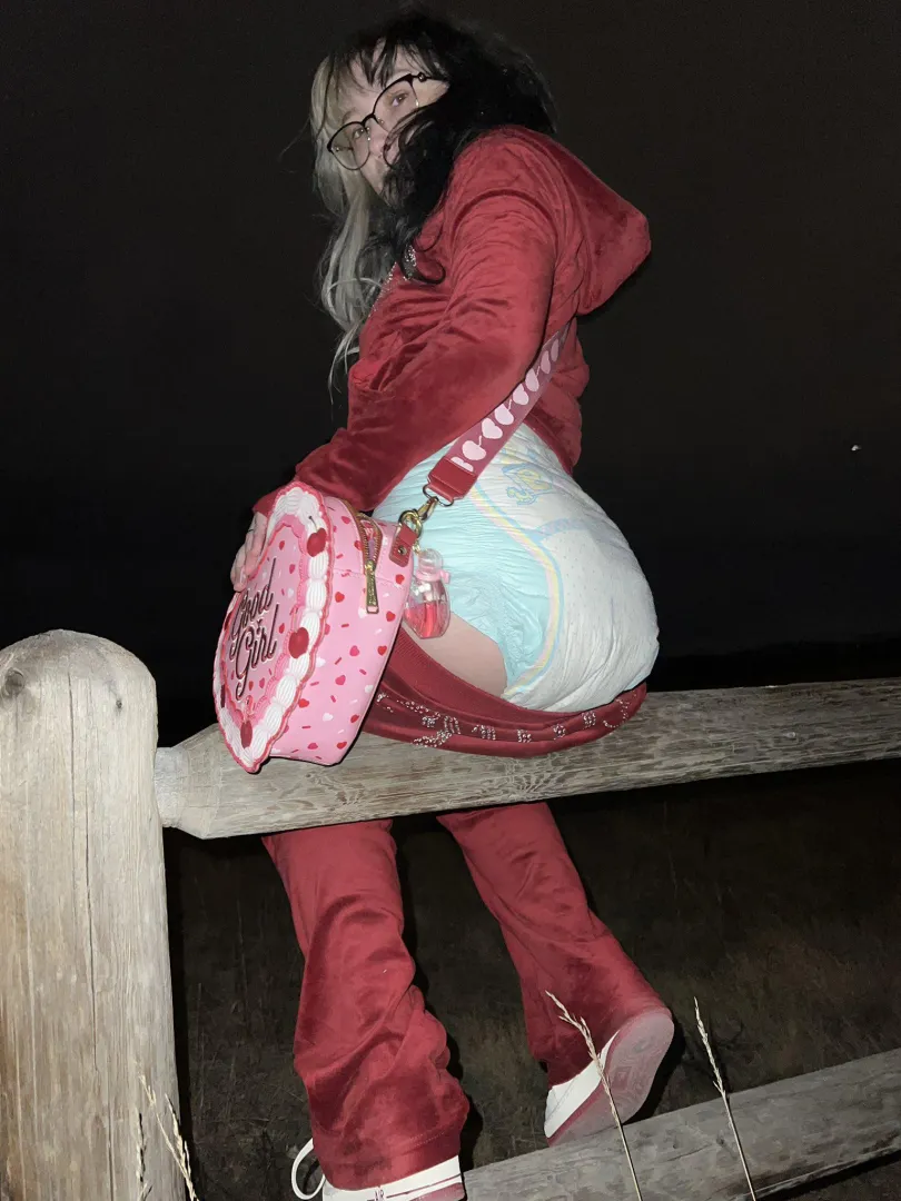 filling my dip while watching the stars