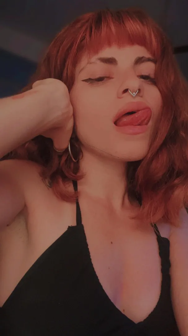 I can be a dominant and kinky GFE...but I like the connection. Are you curious?  Come and tell Mommy what you like 