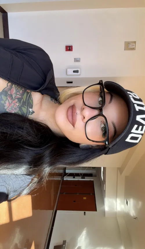 I love a real connection GFE, so let’s get to know each other! I offer weekly and monthly GFE pricing! (Fetish friendly)