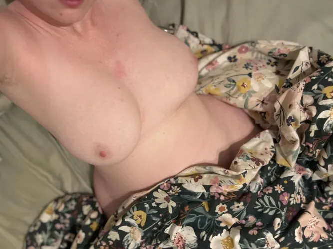 In bed but I'm so not ready to sleep yet