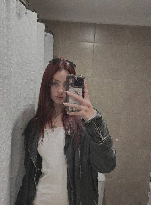 Just me pretending this took zero effort, tël.grm: {lunasugarplum}