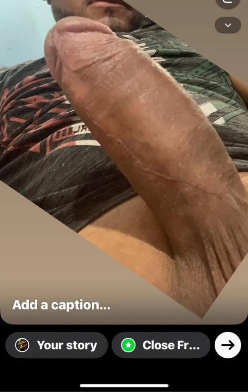 Looking for a place to smoke and play there is two of us