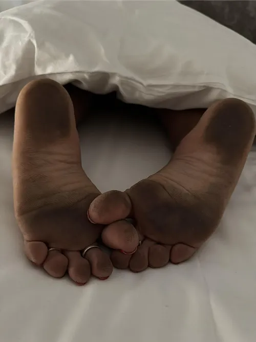My girlfriend's feet after walking barefoot