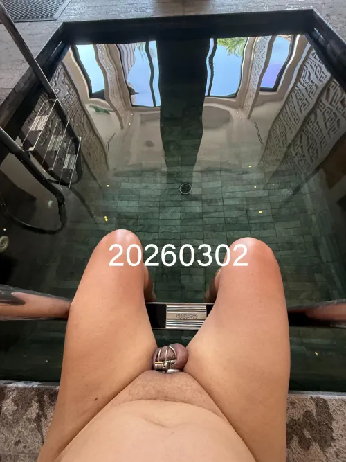 Total Days : 1,792 Days!!! / Times  ✊ : 75 Times / Times : 37 times / Times   : 1 / Cassy alone in cold plunge