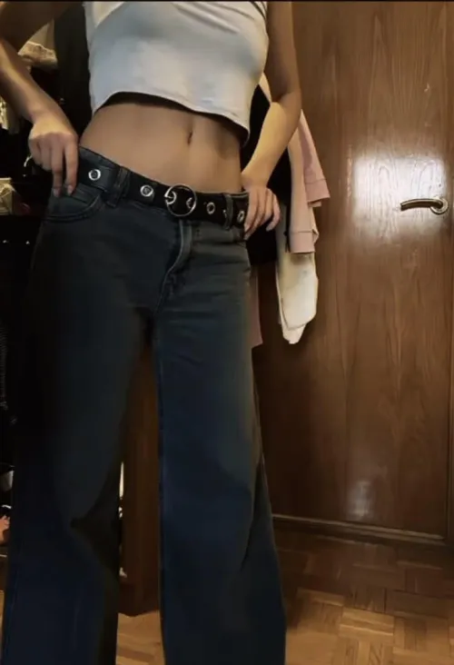 Warm weather means showing belly