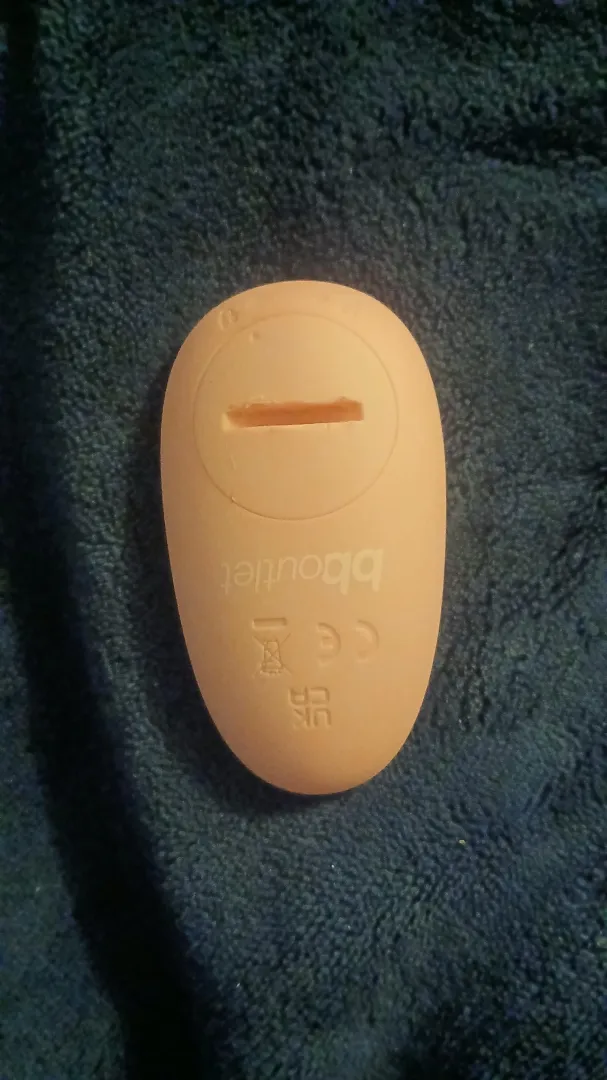 How the hell do I get this battery pack open?