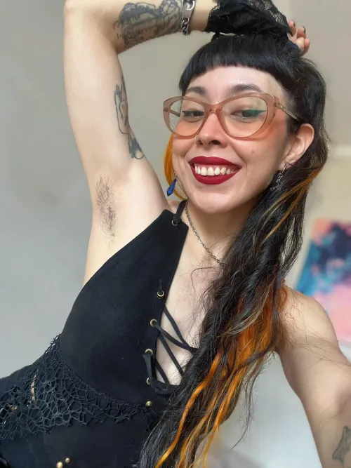 it's embarrassing how fast my hairy pits shut your brain off