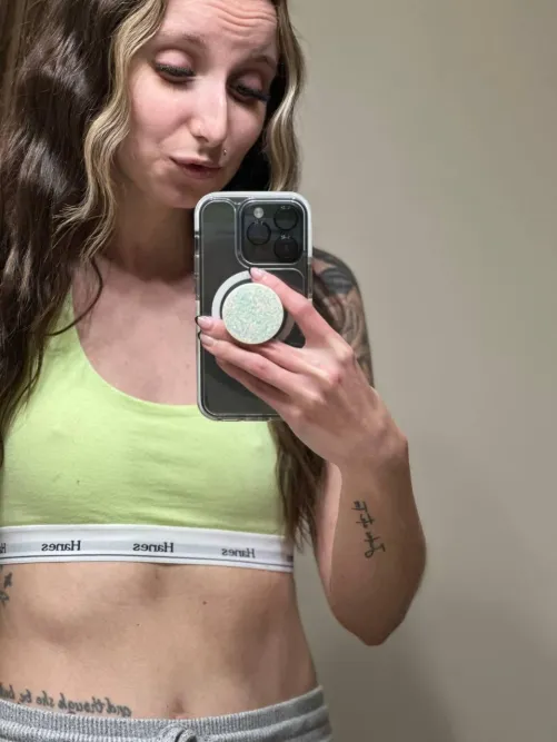 drop a ❤️ and I'll send u my nudes (first 60 guys only)