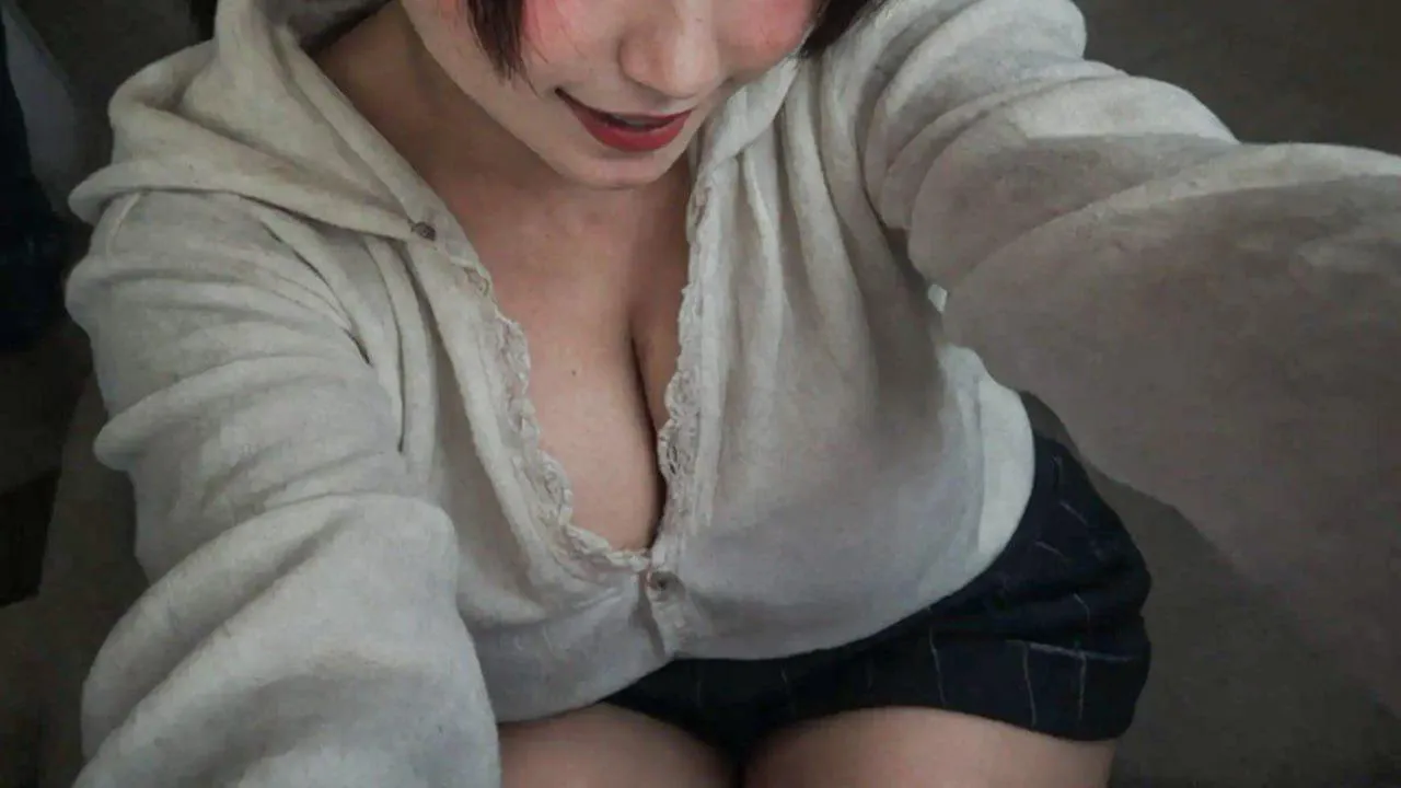 Getting a high angel to show off my perks