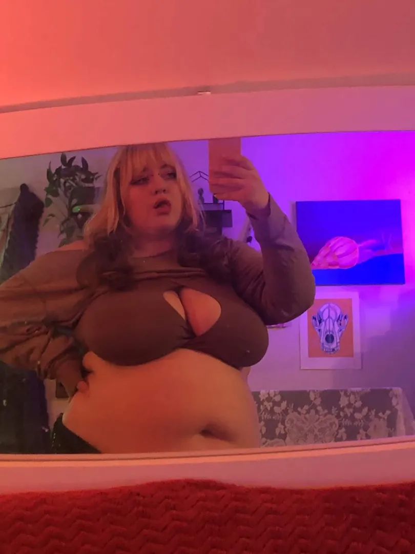 greetings from the fat babe who survived an electrical fire and took a rental increase in the last day LOL 