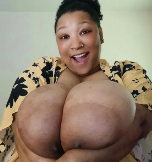 Massive tits are fun!